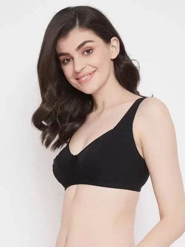 Plain Cotton Blend Women S Full Coverage Non Padded Bra At Rs Piece