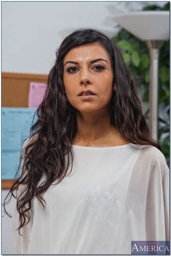 Nude Lou Charmelle Videos And Pictures Recent Posts Page Forumophilia PORN FORUM