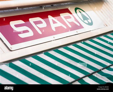 Spar Convenience Food Store Hi Res Stock Photography And Images Alamy