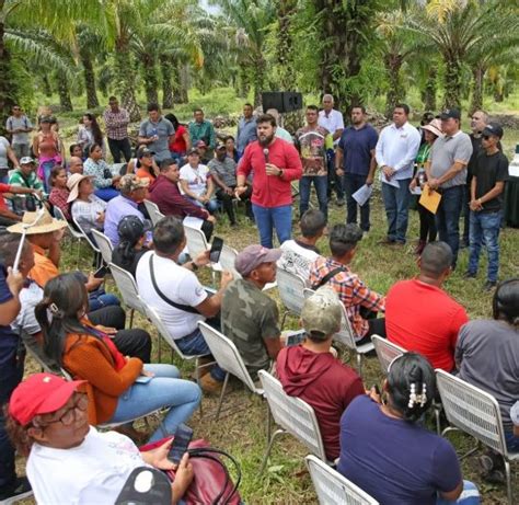 En Monagas entregan 795 títulos de tierras productivas de cinco estados