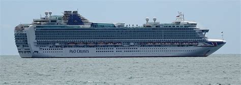 Ventura Cruise Ship Free Stock Photo - Public Domain Pictures