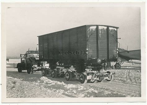 Foto Rad Schlepper Zieht Eisenbahn Waggon Auf Sd Anh Nger Luftwaffe