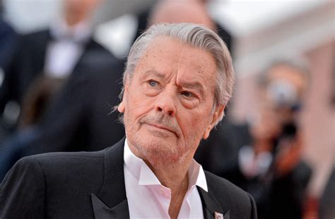 E Morto Alain Delon L Attore Icona Del Cinema Mondiale Aveva Anni