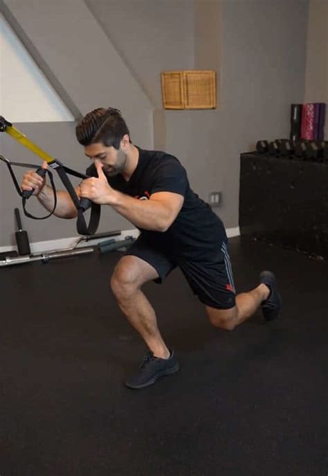 Trx 1 Leg Squat