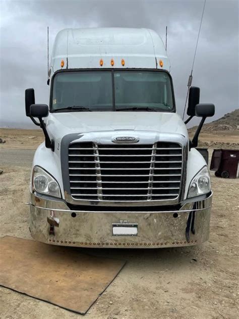 Freightliner Cascadia 3 Piece Classic Bumper Shark Chrome Shop