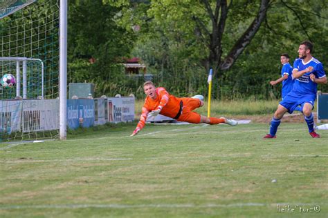 Bezirkspokal TVK I FC Heitersheim 4 0 4 0 Heike Storz Flickr