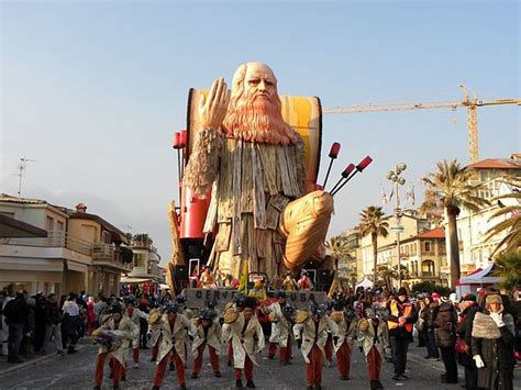 Viareggio Carnival - One of Italy's most spectacular Festivals!