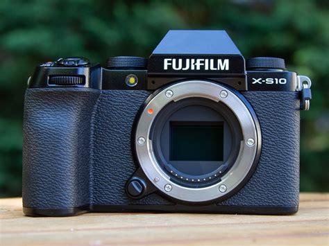 正規品 FUJIFILM X S10 デジタルカメラ hiddenincatours