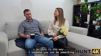 HUNT K Amalia Davis Showed Her Pussy To Her New Neighbour XNXX