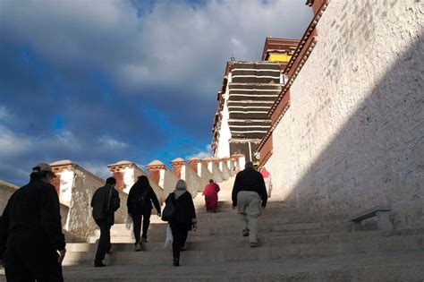 Tibet Mike And Suzan Alexander