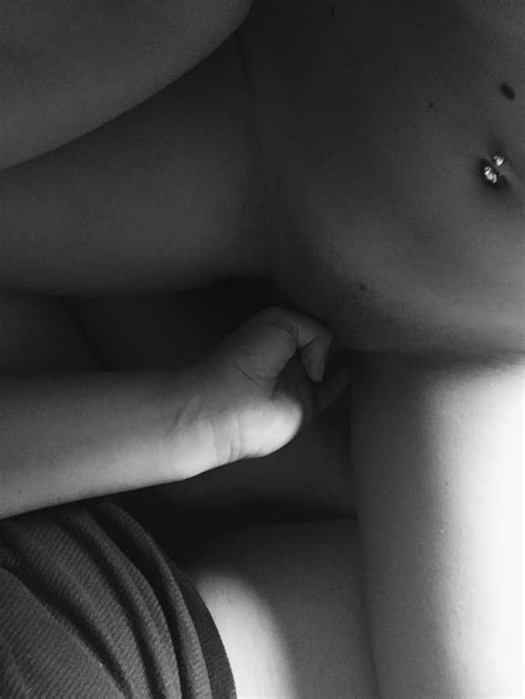 Ava And Zoe Porn Pic