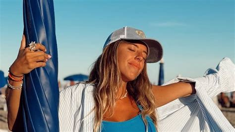 Nati Jota es la chica del bikini azul en Mar del Plata su traje de baño se hizo viral MDZ Online