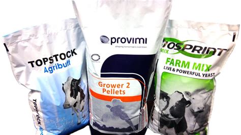 Animal Feed and Pet Food Sacks | Horse & Hay Feed Bags | Flexipol