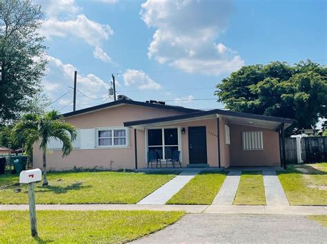 Villa Chalet De Lujo De M En Venta En Miami Florida