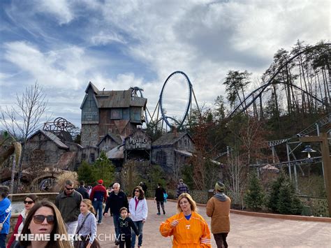 Mystery Mine at Dollywood | Theme Park Archive