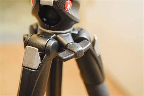 Manfrotto 190XPROB Pro Aluminum Tripod Review - Futurelooks
