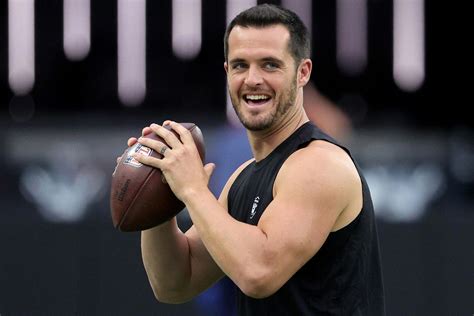 Behold Derek Carr's Signature Look