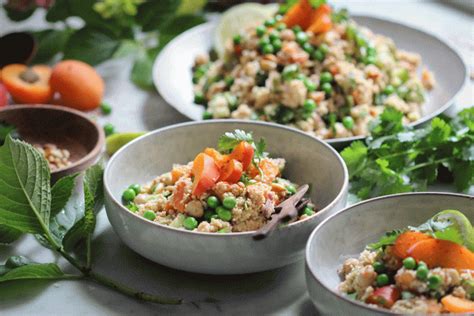 Couscous Pfanne Mit Frischem Joghurt Minz Topping Veggies Vegan