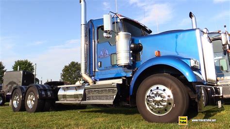 Custom Kenworth W900 Daycab