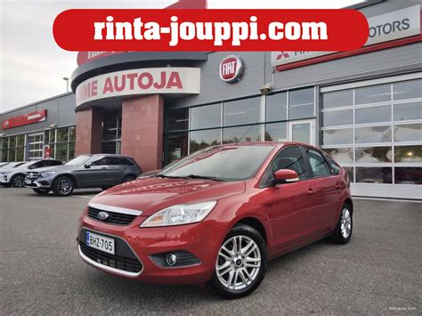 Ford Focus Hv Ghia M Ovinen V H N Ajettu Ja Juuri Huollettu