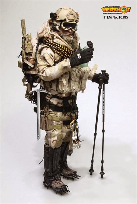 Toyhaven Very Hot 1 6th Scale U S Navy SEAL Polar Mountain Striker Uniform Set DCU Version