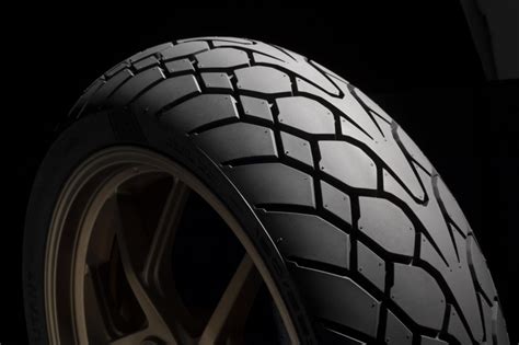 Nuevas medidas disponibles para los neumáticos Dunlop Mutant Moto1Pro