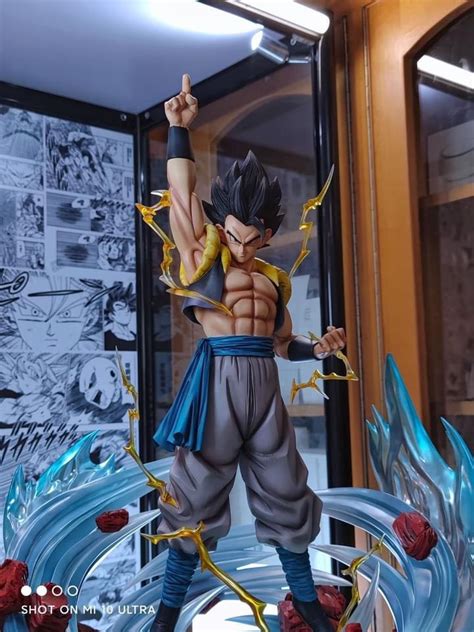 Figure Class - Gogeta – StatueCorp