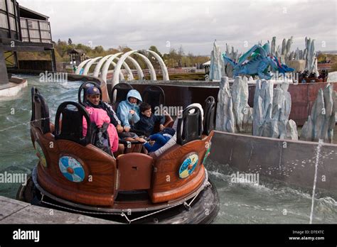 Vikings river splash ride legoland hi-res stock photography and images ...