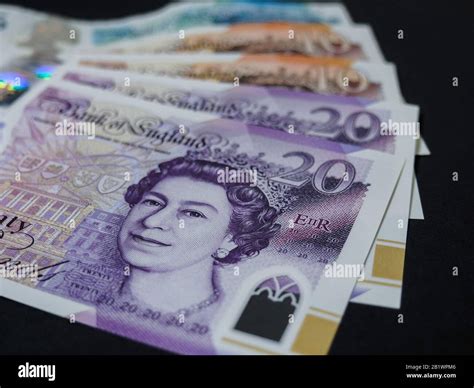 United Kingdom Banknotes Stock Photo - Alamy