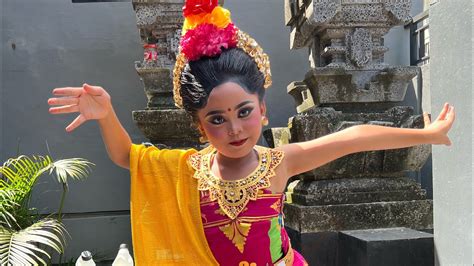 Lomba Tari Puspanjali Tari Bali Gedung Kesenian Ketut Maria Tabanan