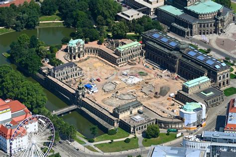 Luftbild Dresden Sanierungsarbeiten Am Palais Des Schloss Zwinger Mit