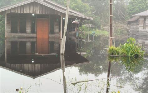 Banjir Melanda Dua Desa Di Kubu Raya Kalbar 5 075 Jiwa Terdampak