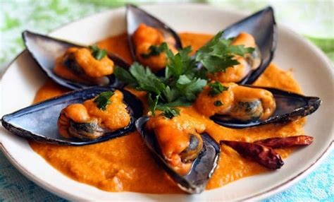 Mejillones En Salsa Gallega Receta Con Mariscos