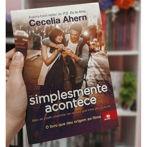 Livro Simplesmente Acontece Cecelia Ahern Capa Do Filme Shopee