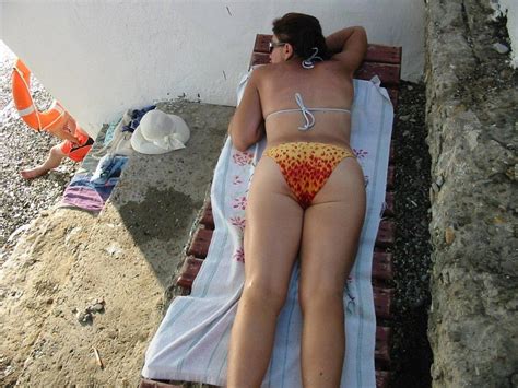 Amateur Mature Lady Showing Off Nude Outdoors Porn Pictures Xxx Photos Sex Images