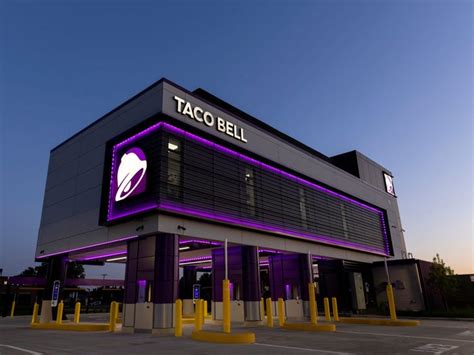 Taco Bell Opens Four Lane Two Story Drive Thru Photos Business Insider