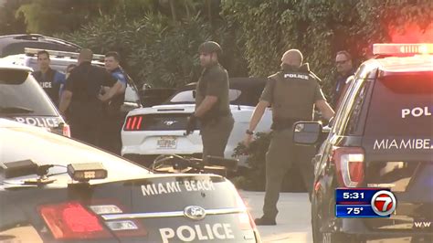 1 Arrested Following Police Pursuit In Miami Beach 2 At Large Wsvn 7news Miami News