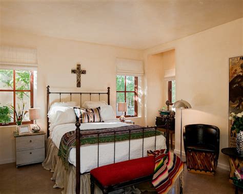 Santa Fe Style Bedroom Design Ideas, Remodels & Photos | Houzz