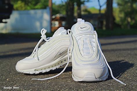 SNEAKER BISTRO - Streetwear Served w| Class: Nike Air Max 97 White