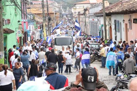 Bloque De Oposici N Realiza Nutrida Marcha En Santa Rosa De Cop N