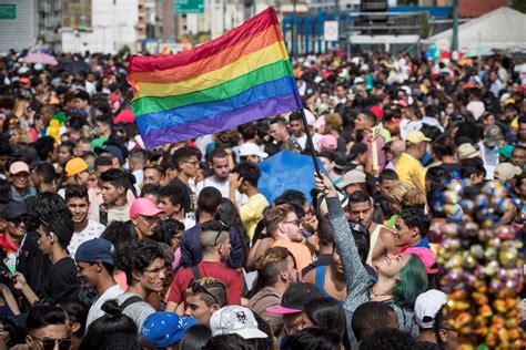 Miles De Personas Piden Que Se Legalice El Matrimonio Gay En Venezuela