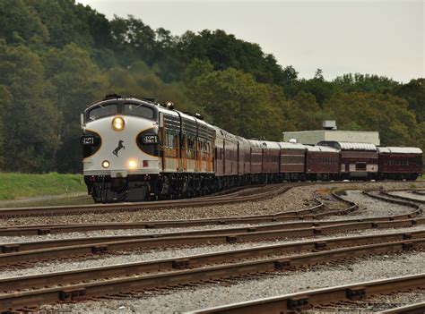 Executives tour the NS system from Office Car Special - RailsEast.com