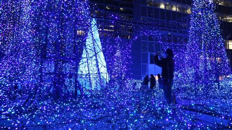 This Light Show in Tokyo Is Bewilderingly Pretty