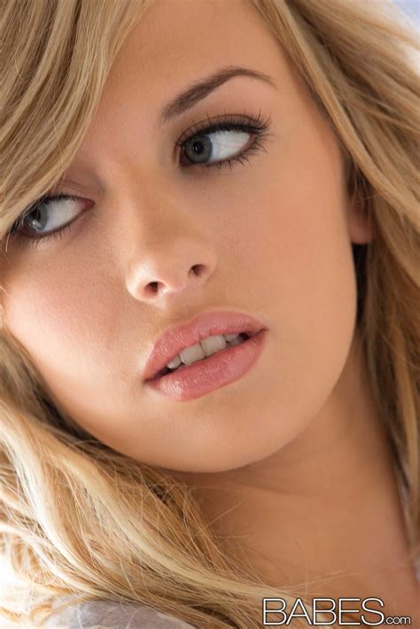 Emma Mae Solo Emma Mae Warmer Porn Pic