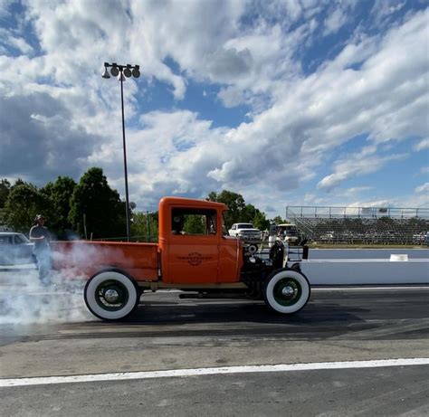 Ford Model A Pickup Truck Burnout [Video] | Classic cars, Ford classic ...