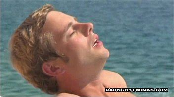 Caliente Twinks Culo Bajo El Sol XVIDEOS