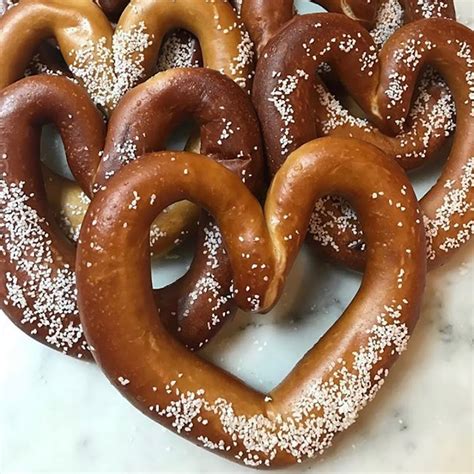 Heart Shaped Soft Pretzel 16 Pack By Sigmunds Pretzels Goldbelly