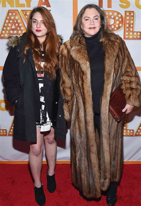 All About Kathleen Turners Daughter Rachel Ann Weiss