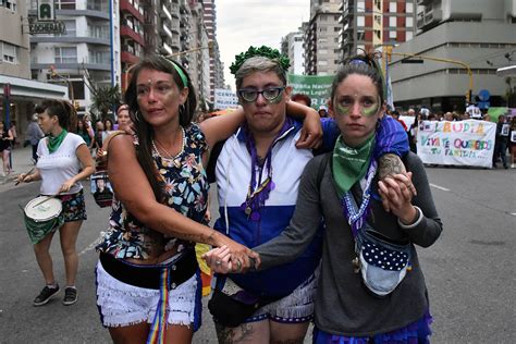 8M dolor lucha y organización en una masiva marcha por el Día de la