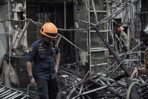 Balai Kota Bandung Terbakar Hangus Ini Dugaan Penyebab Kebakaran Ayo